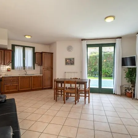 Faggio 14 Villa Albarella Island